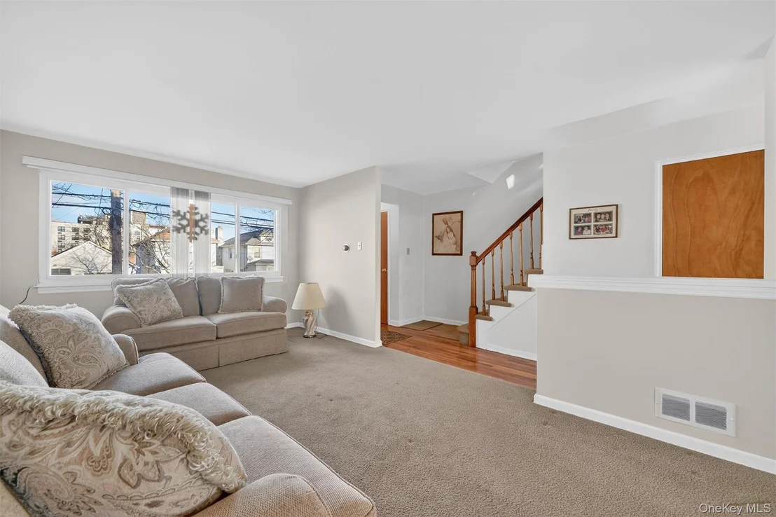 Photo of 725 Logan Avenue