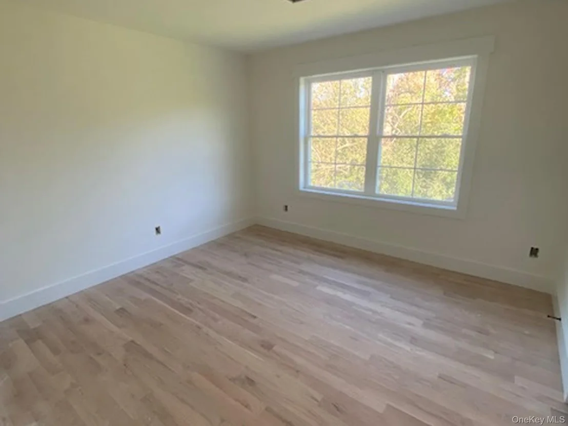 Photo of 175 Mulford Road