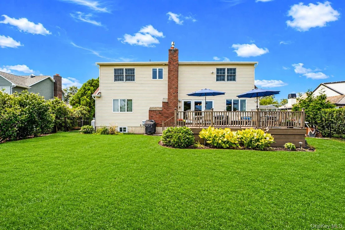 Photo of 131 Crystal Beach Boulevard
