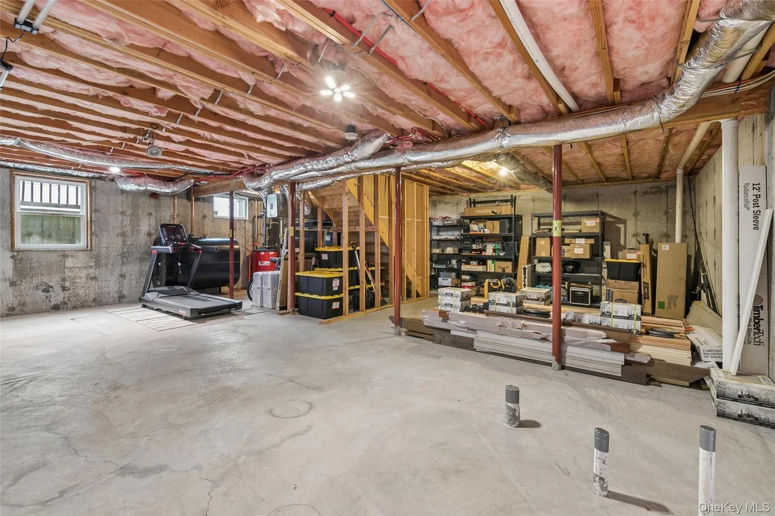 Photo of 406 Carnation Drive