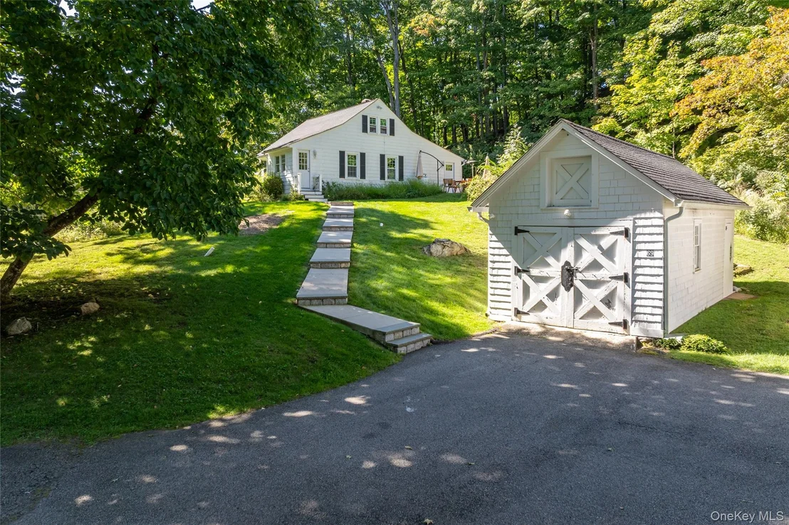 Photo of 9 Cole Drive
