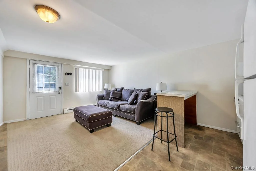 Photo of 25 Laurel Place