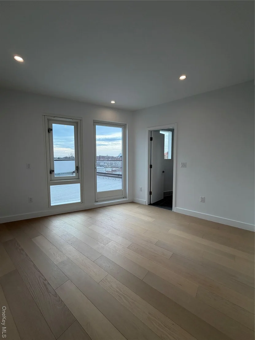 Photo of Unit 4A at 150-02 Northern Boulevard