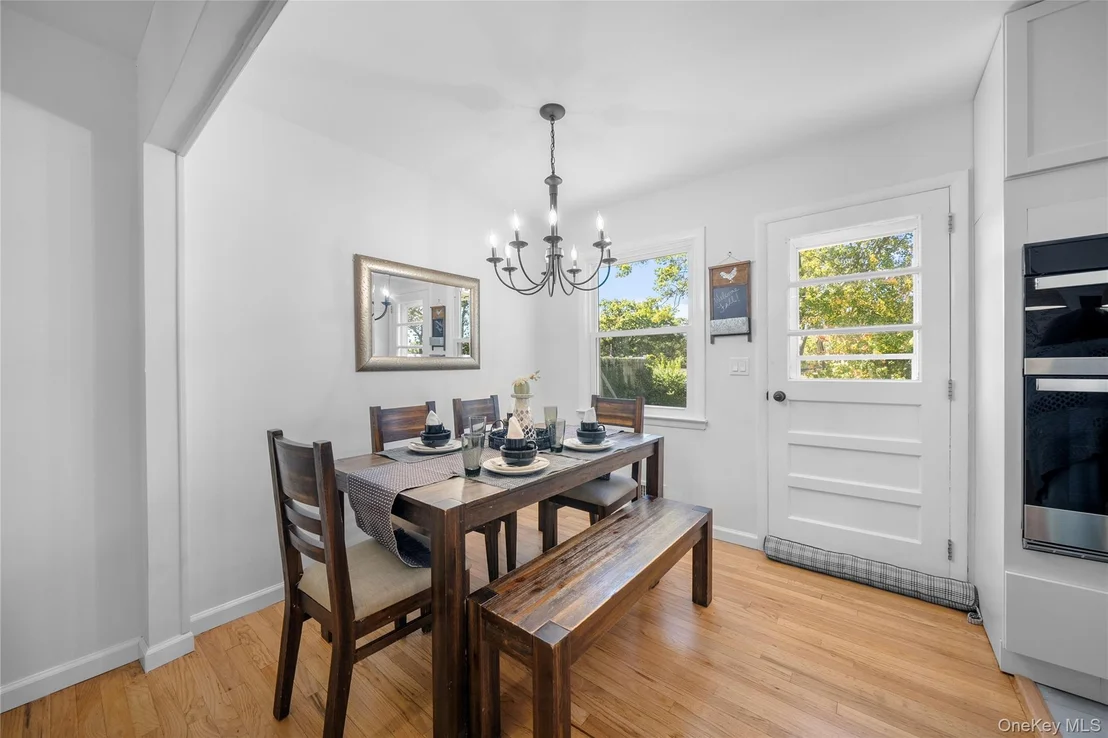 Photo of 98 Paula Boulevard