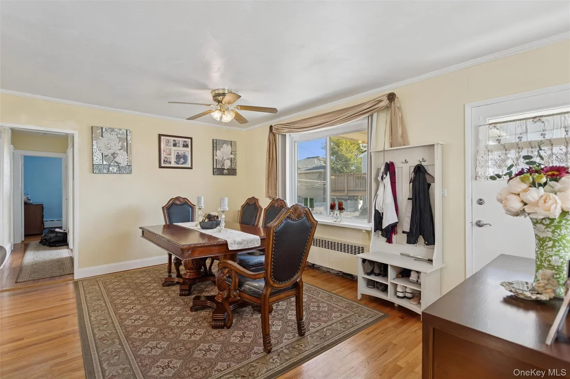 Photo of 124 Coolidge Avenue