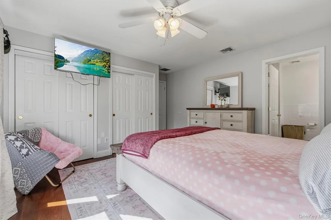 Photo of 47 Stringham Road
