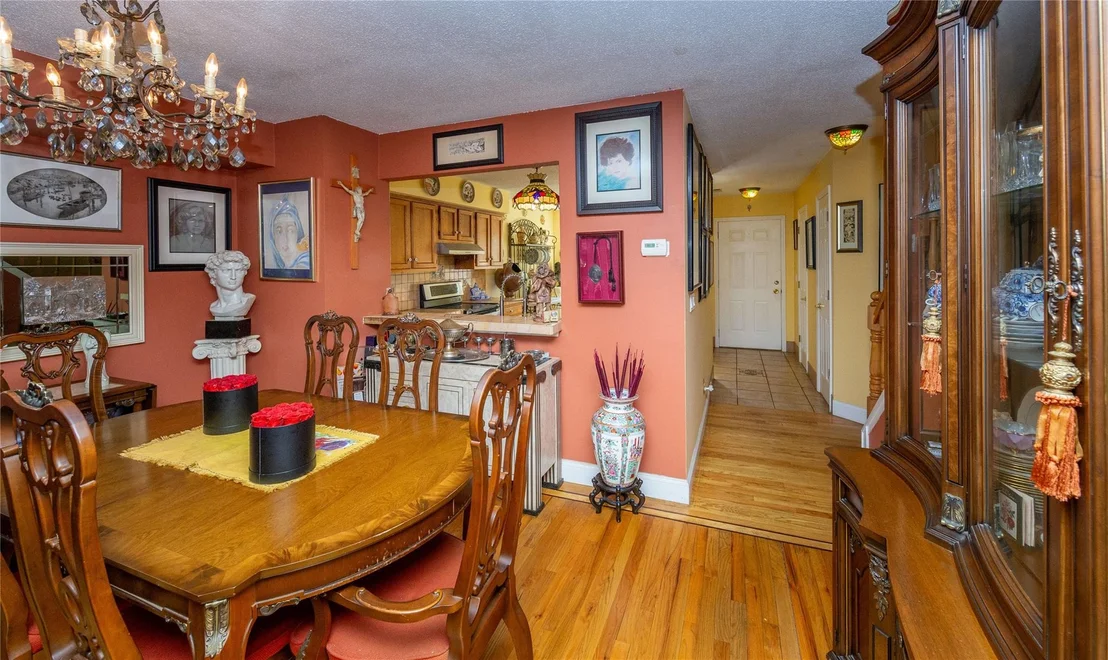 Photo of 1704 Windsor Lane