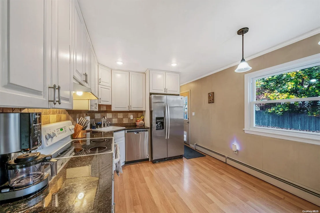 Photo of 19 Arrowhead Drive