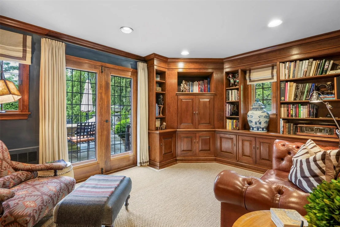 Photo of 27 Greenhaven Road