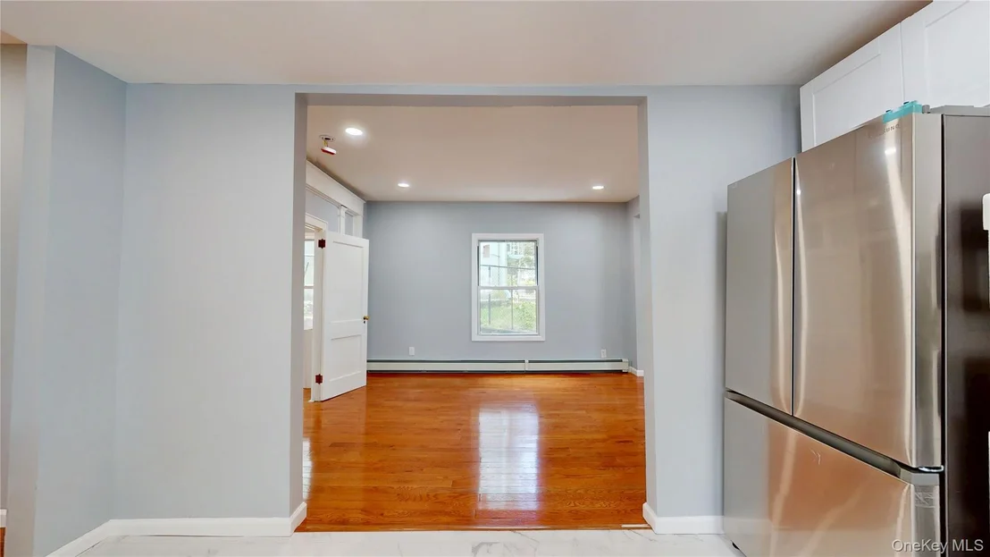 Photo of 74 Gladstone Avenue