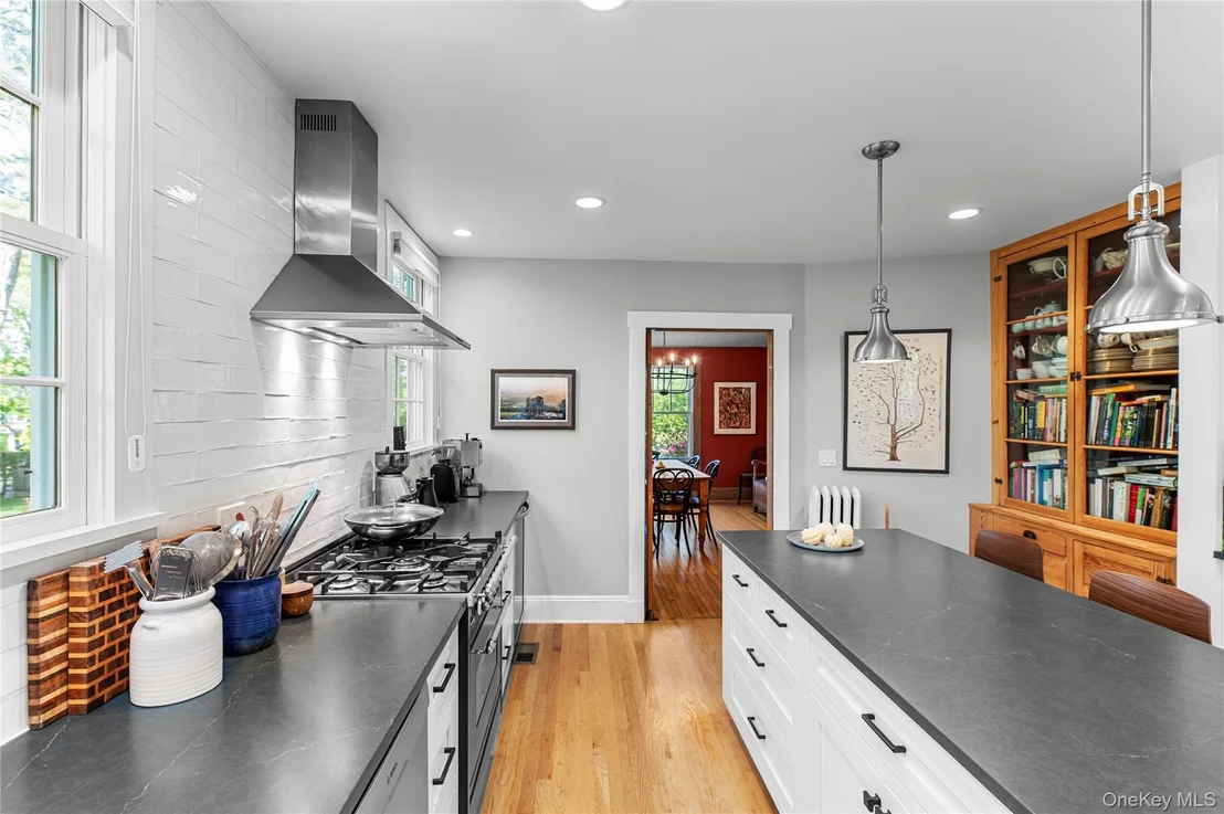 Photo of 129 Highmount Avenue