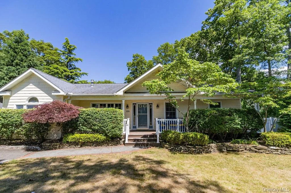 Photo of 229 Alexander Avenue