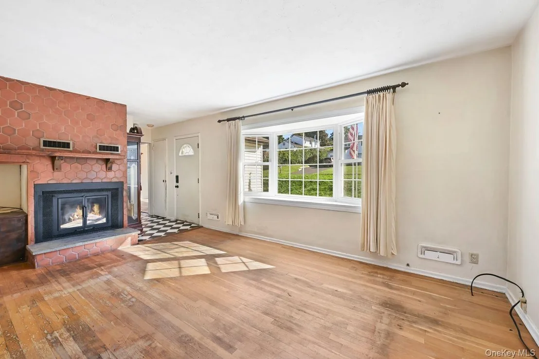 Photo of 21 Allan Road
