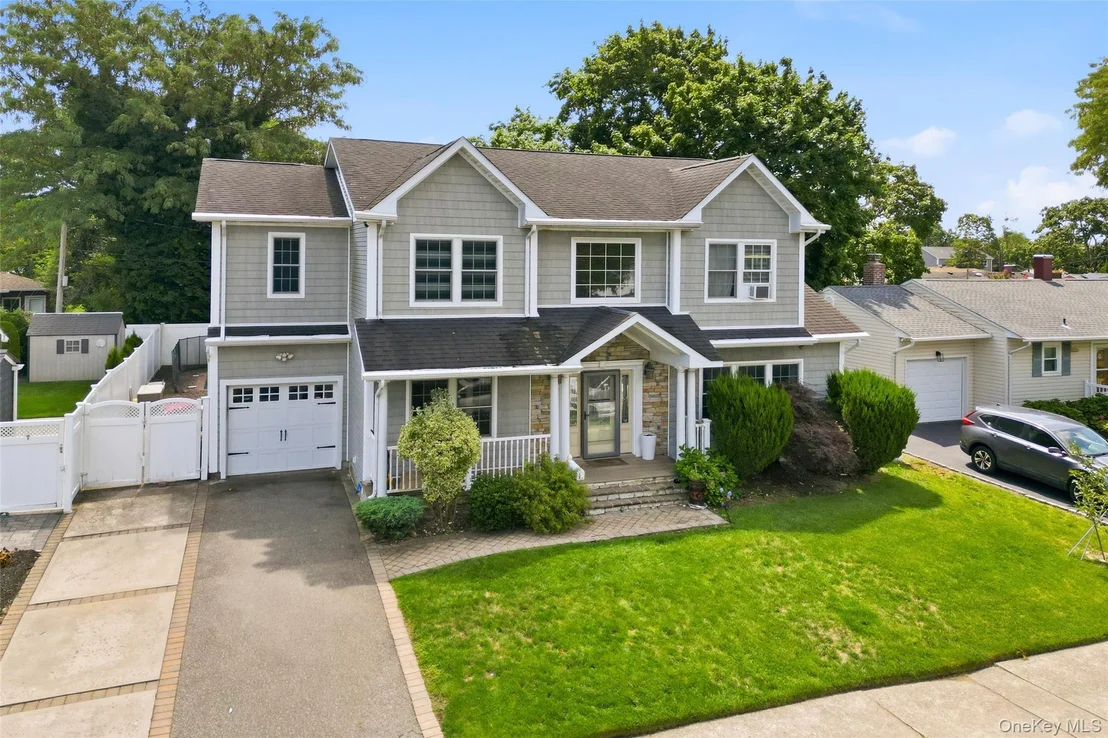 Photo of 19 Manetto Drive