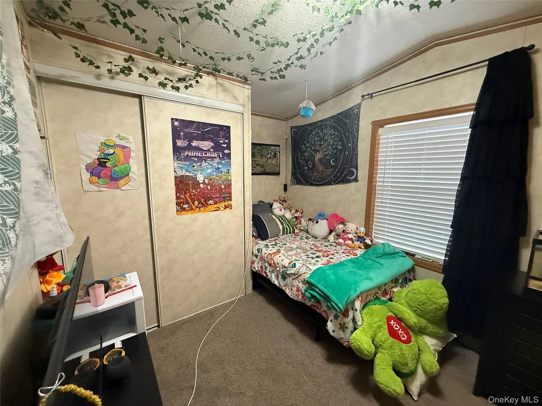 Photo of 424 Sandgate Drive