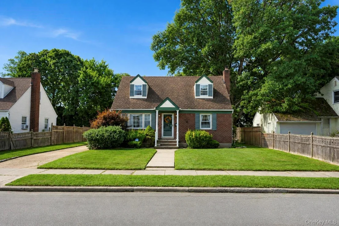 Photo of 44 Maple Drive