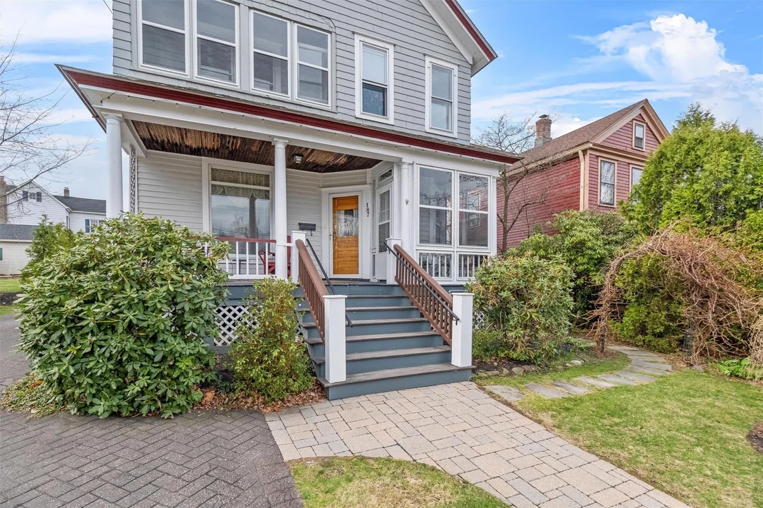Photo of 187 Willow Avenue
