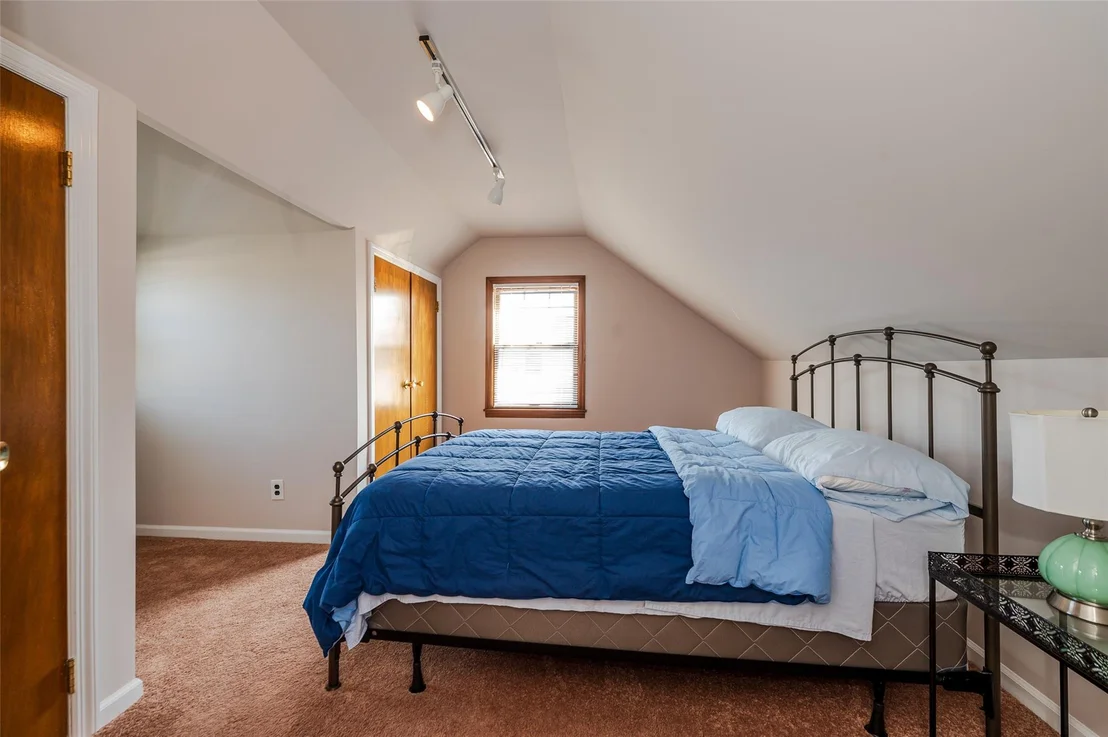 Photo of 1158 Lorraine Drive