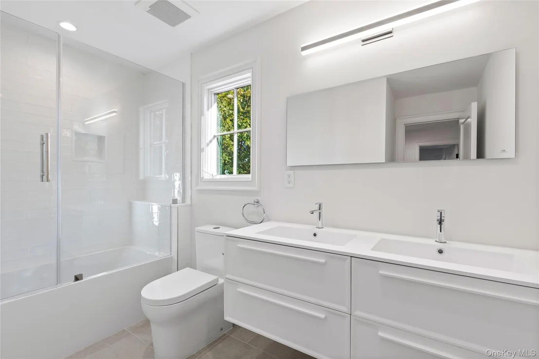 Photo of 19 Highland Park Place