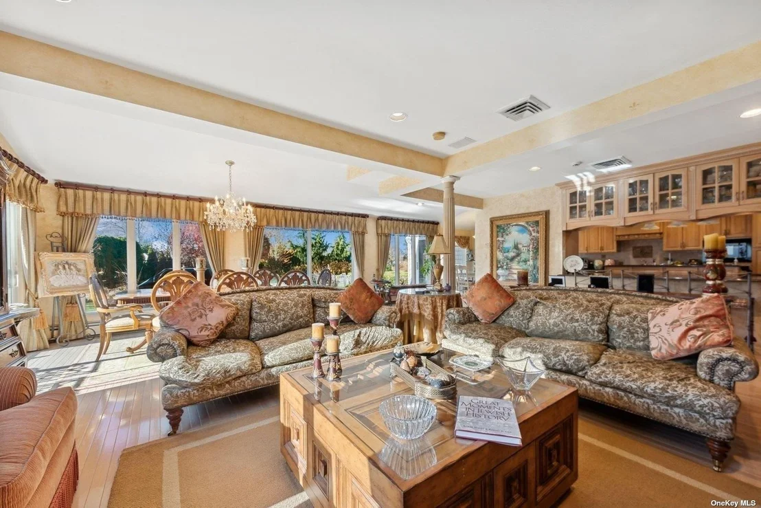 Photo of 1300 Harbor Road