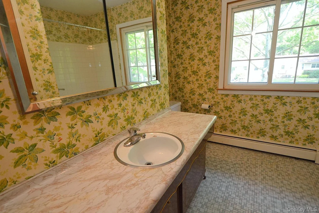 Photo of 39 Sheryl Crescent