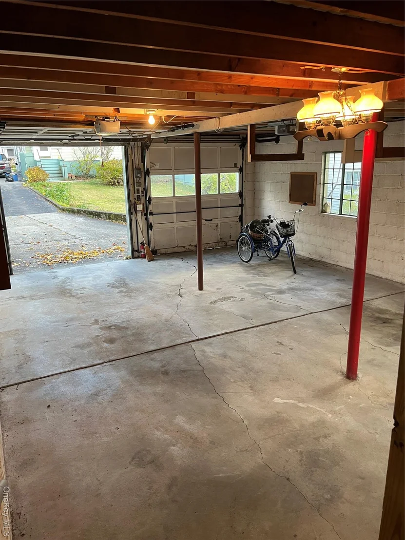 Photo of 19 Lewis Avenue