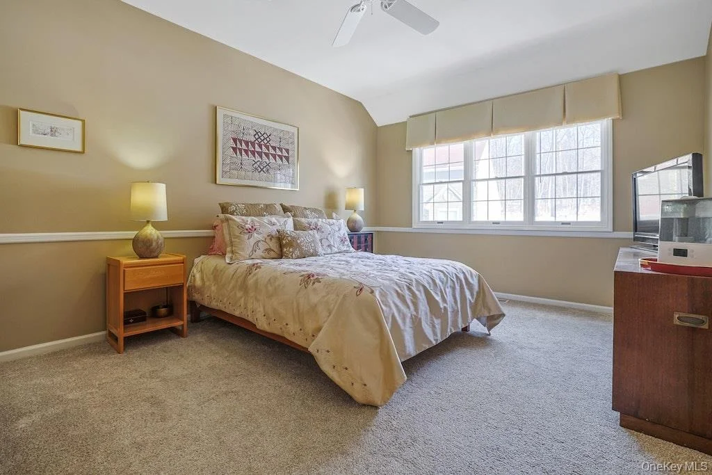 Photo of 1303 Regent Drive