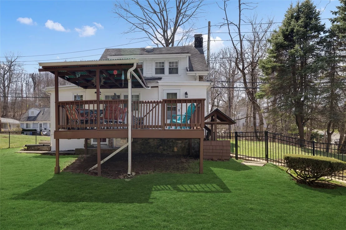 Photo of 47 Pine Avenue
