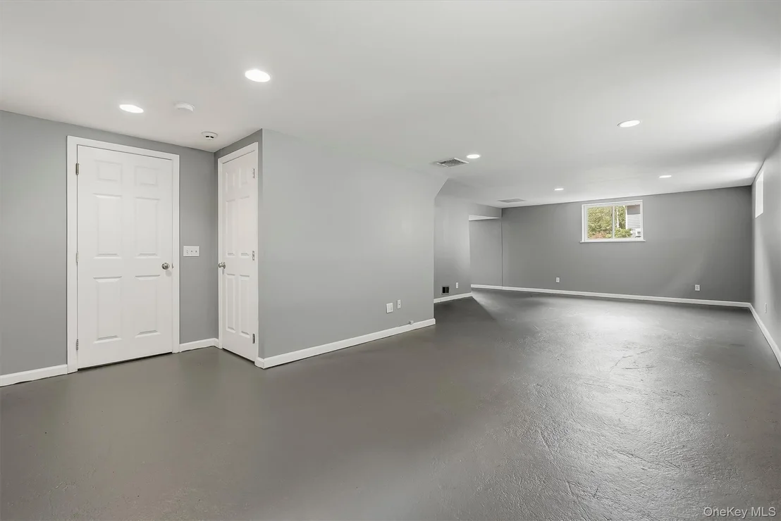 Photo of 72 Eastview Drive