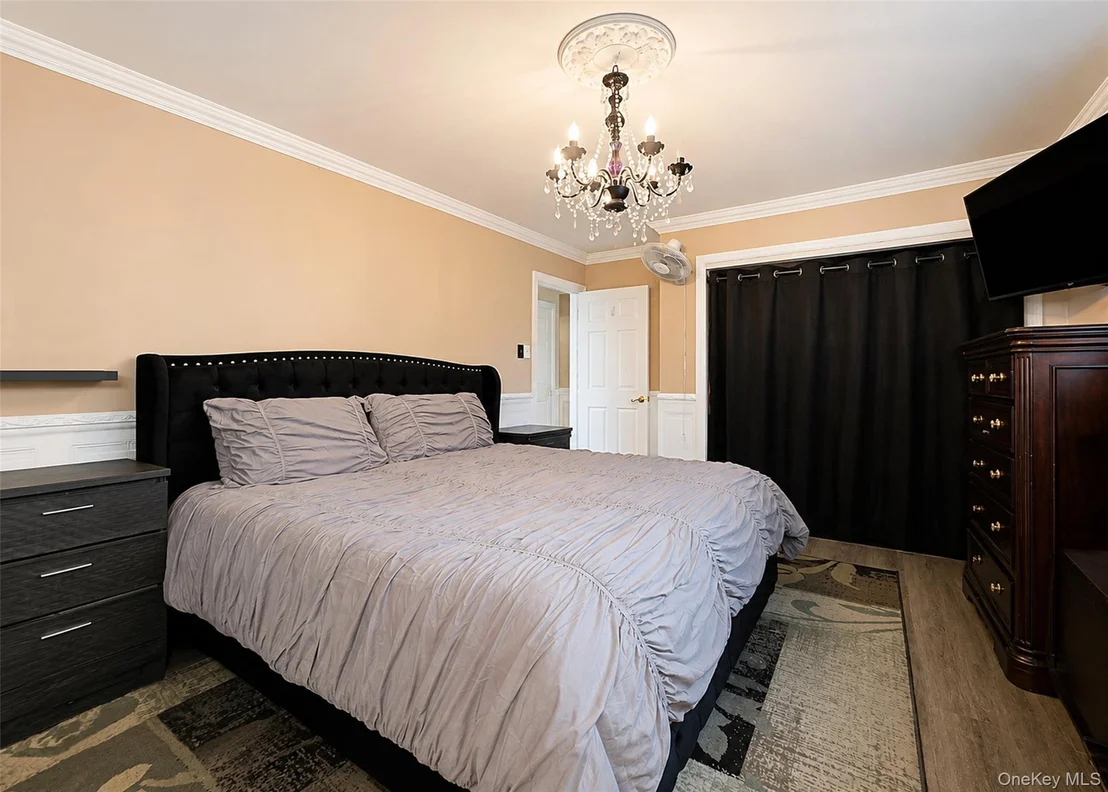 Photo of 5 Avenue B