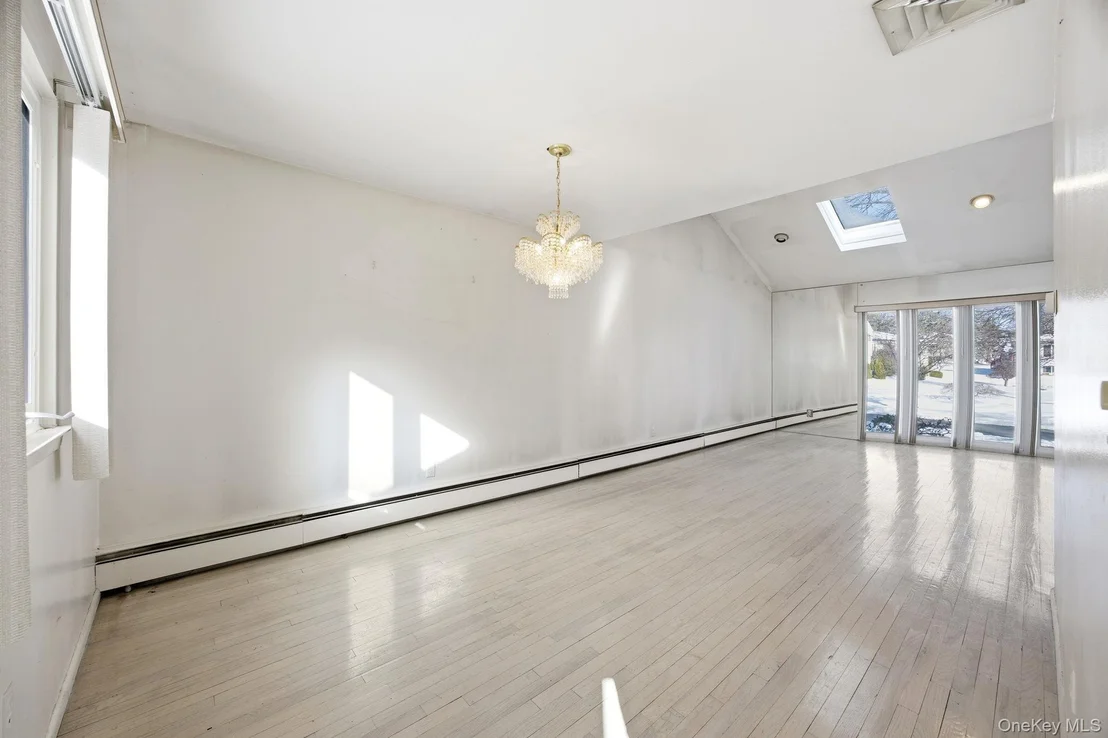 Photo of 87 Executive Drive