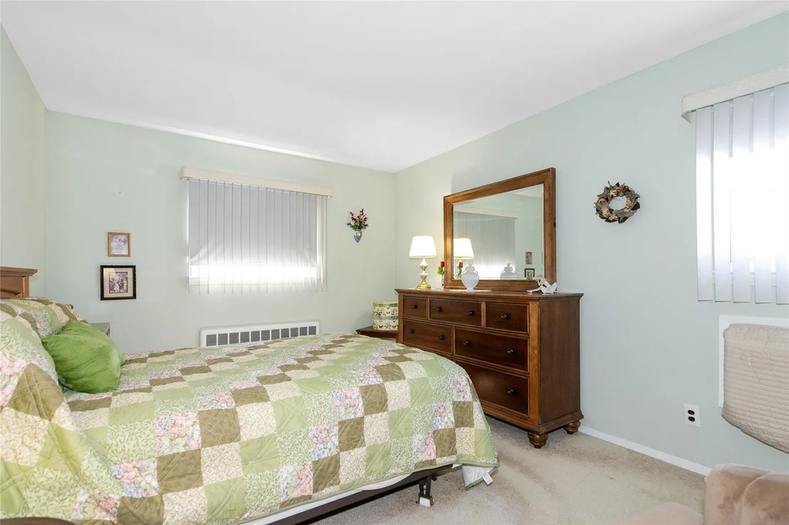 Photo of 2 Nautilus Avenue