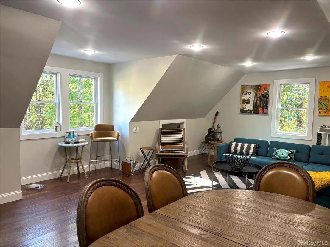 Photo of 34 Hudson Ridge