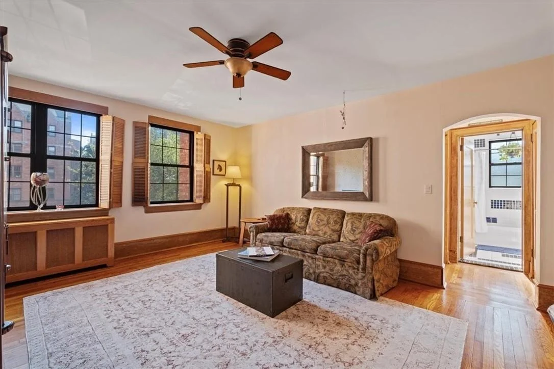Photo of Unit 4C at 808 Bronx River Road