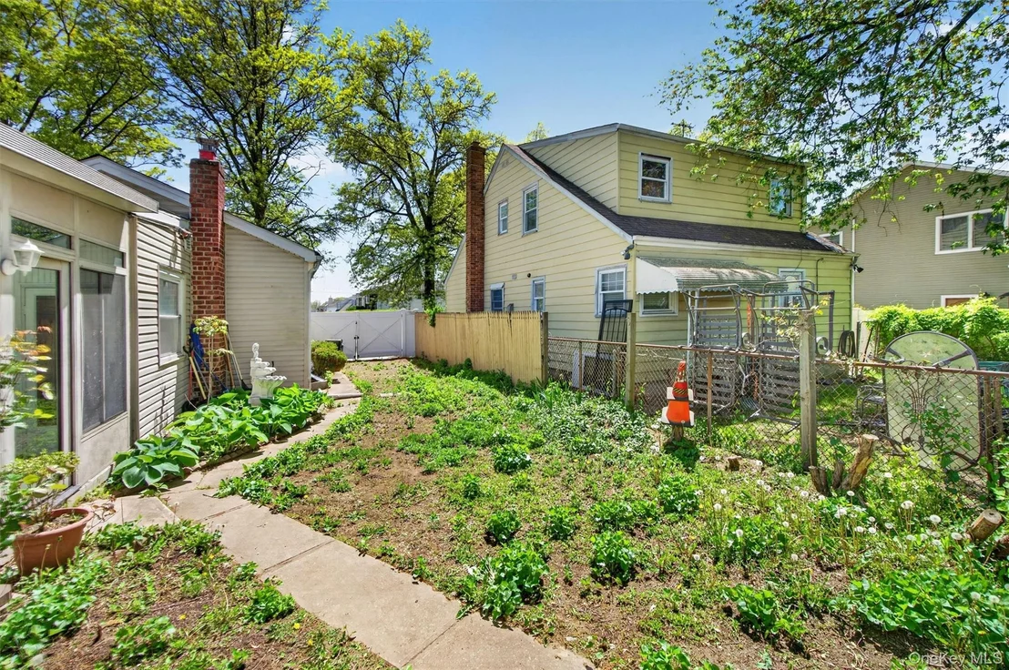 Photo of 500 Pershing Boulevard