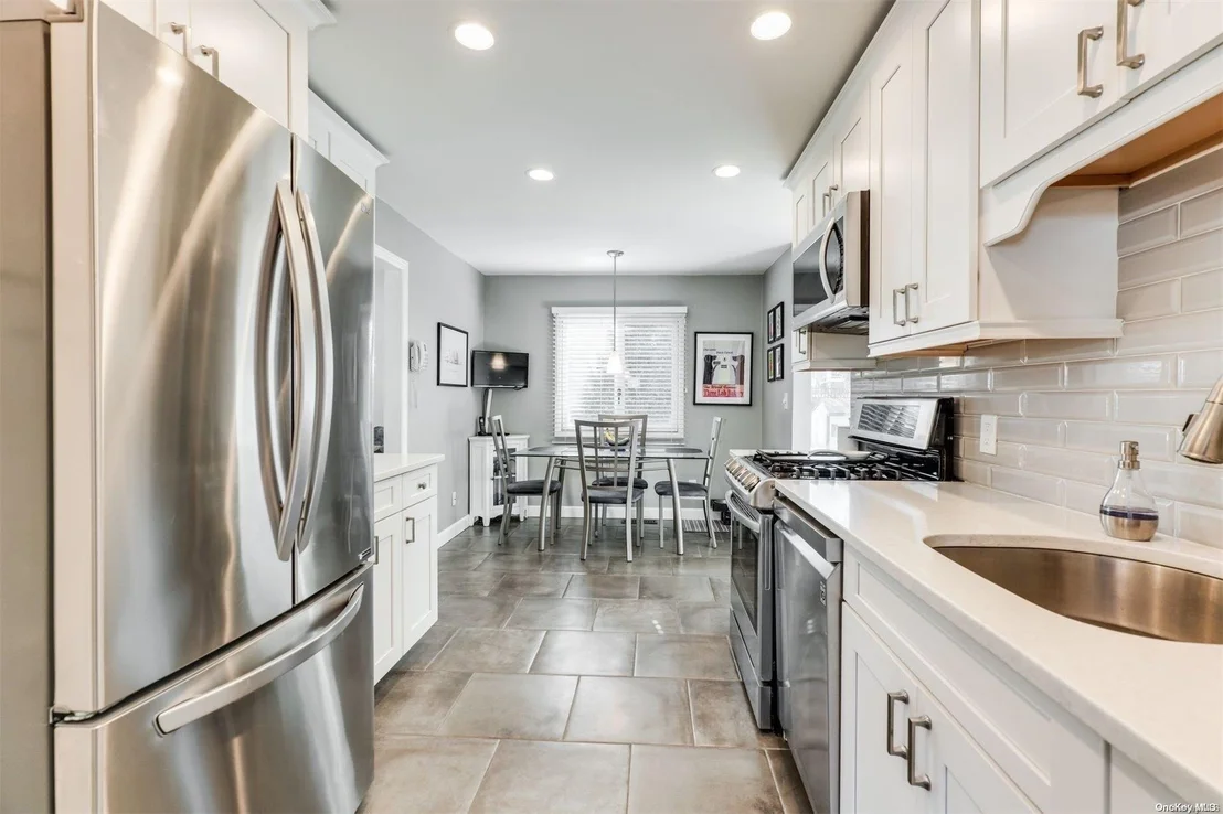 Photo of 24 Seminole Drive