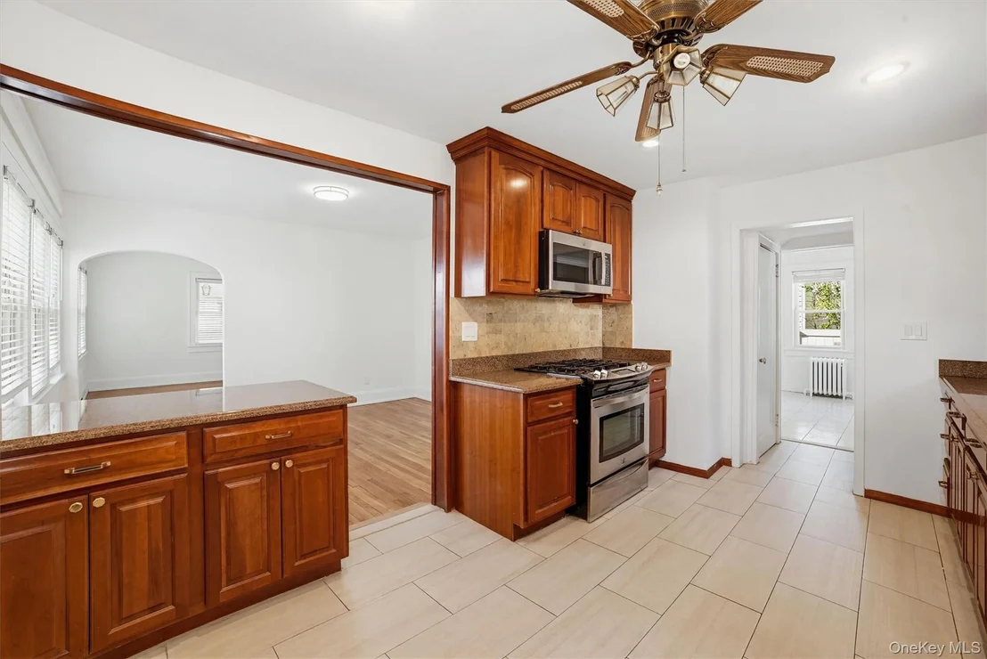 Photo of 42 Beverly Road