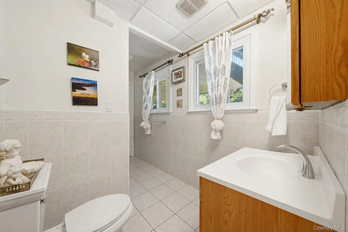 Photo of 785 Sequoia Drive