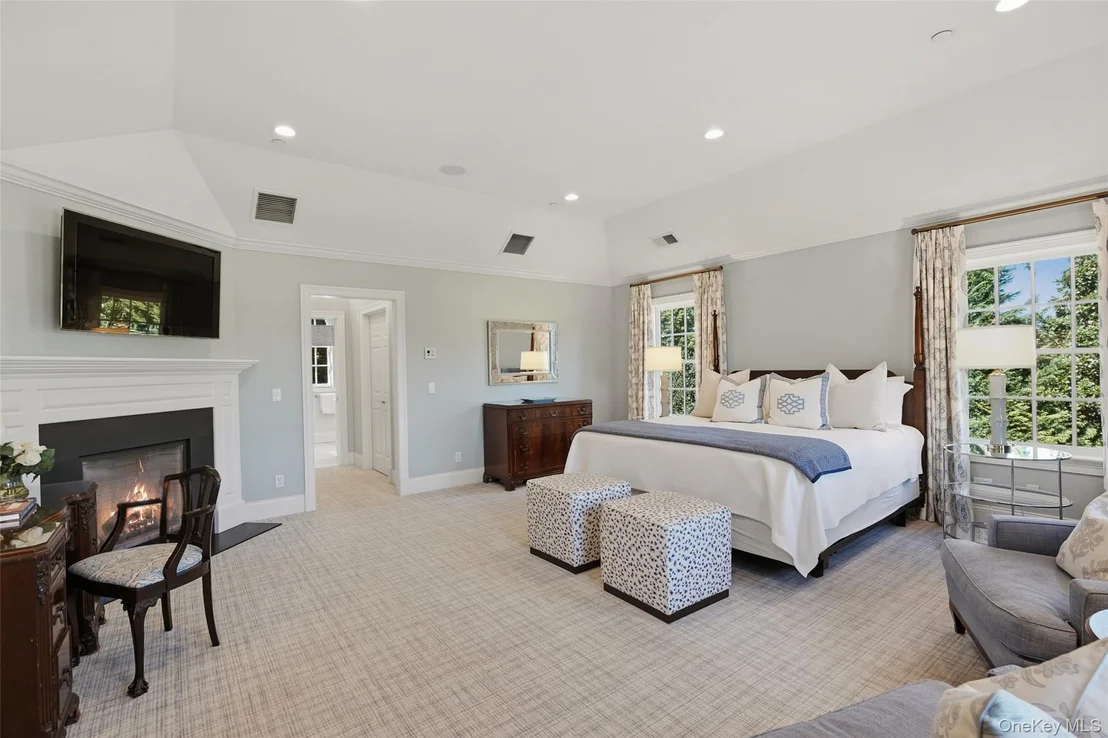 Photo of 81 Park Drive N