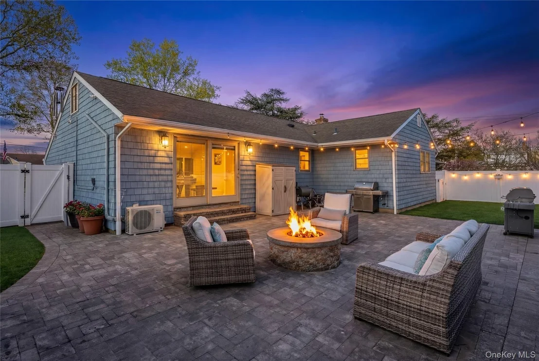 Photo of 2489 Eileen Road
