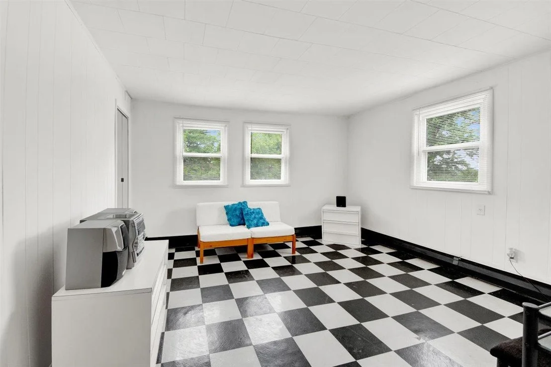 Photo of 680 Corbalis Place