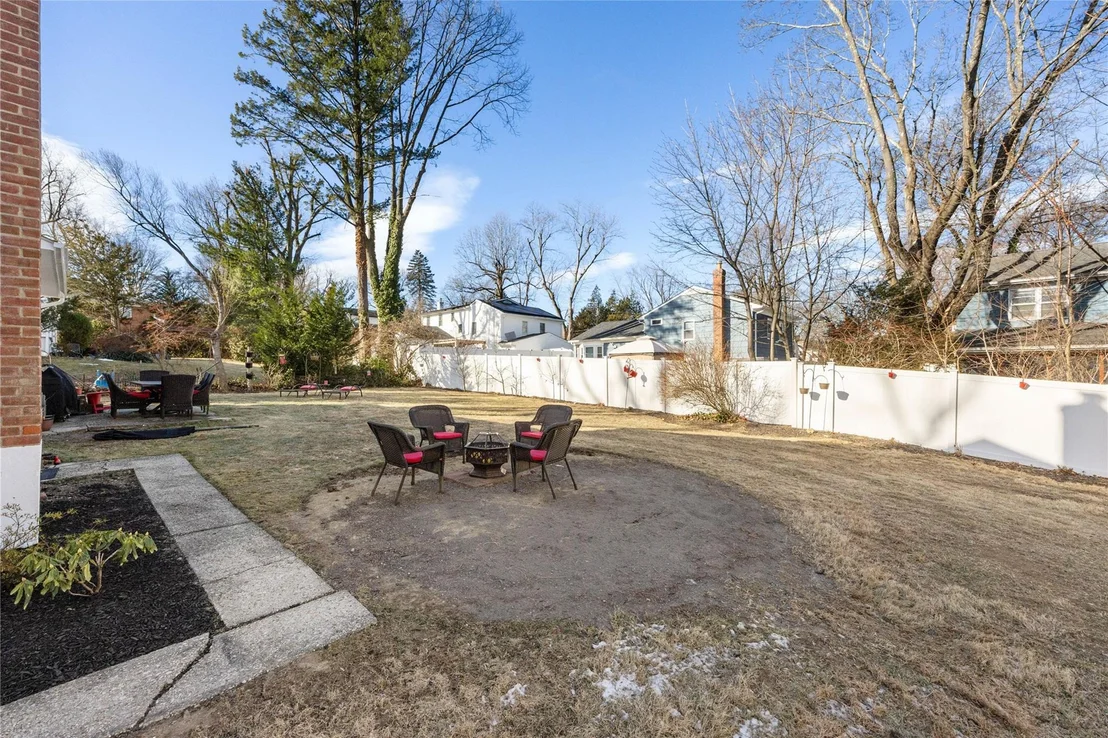 Photo of 40 Barnwell Drive