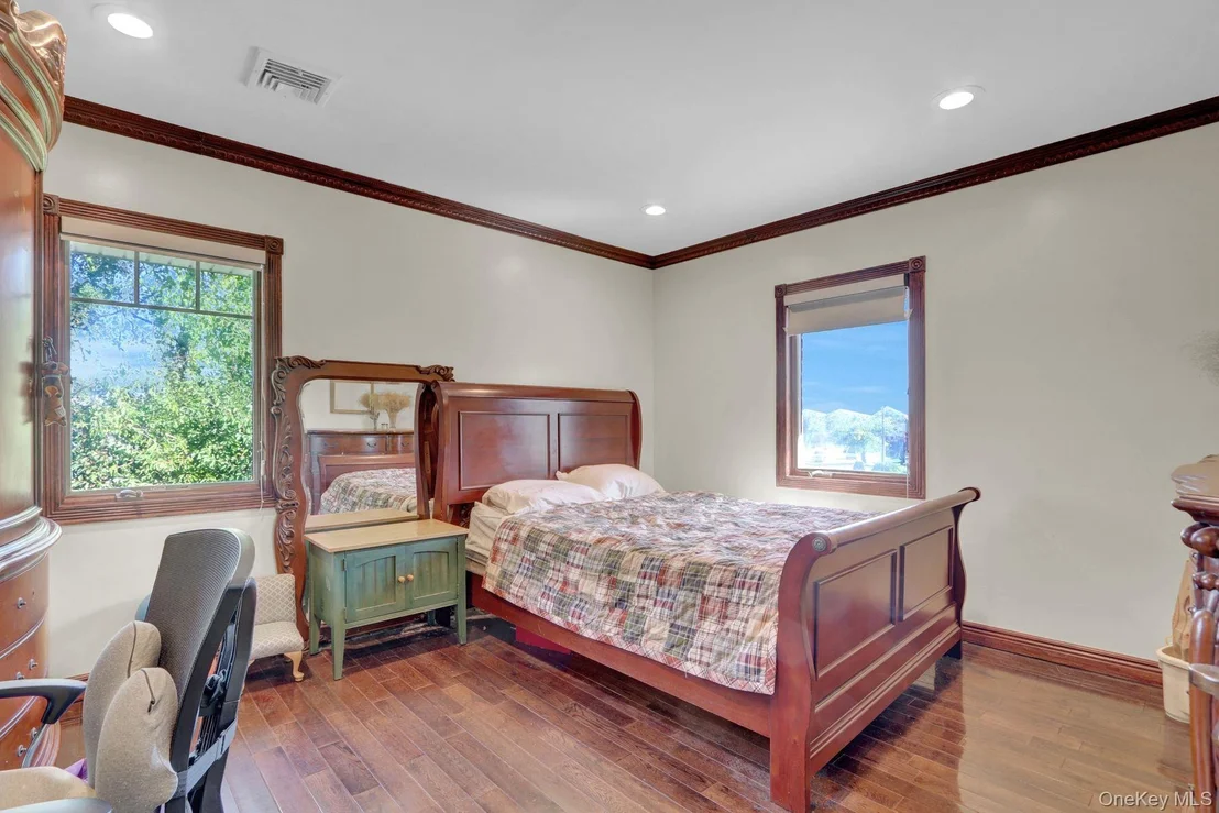 Photo of 300 Ellen Place