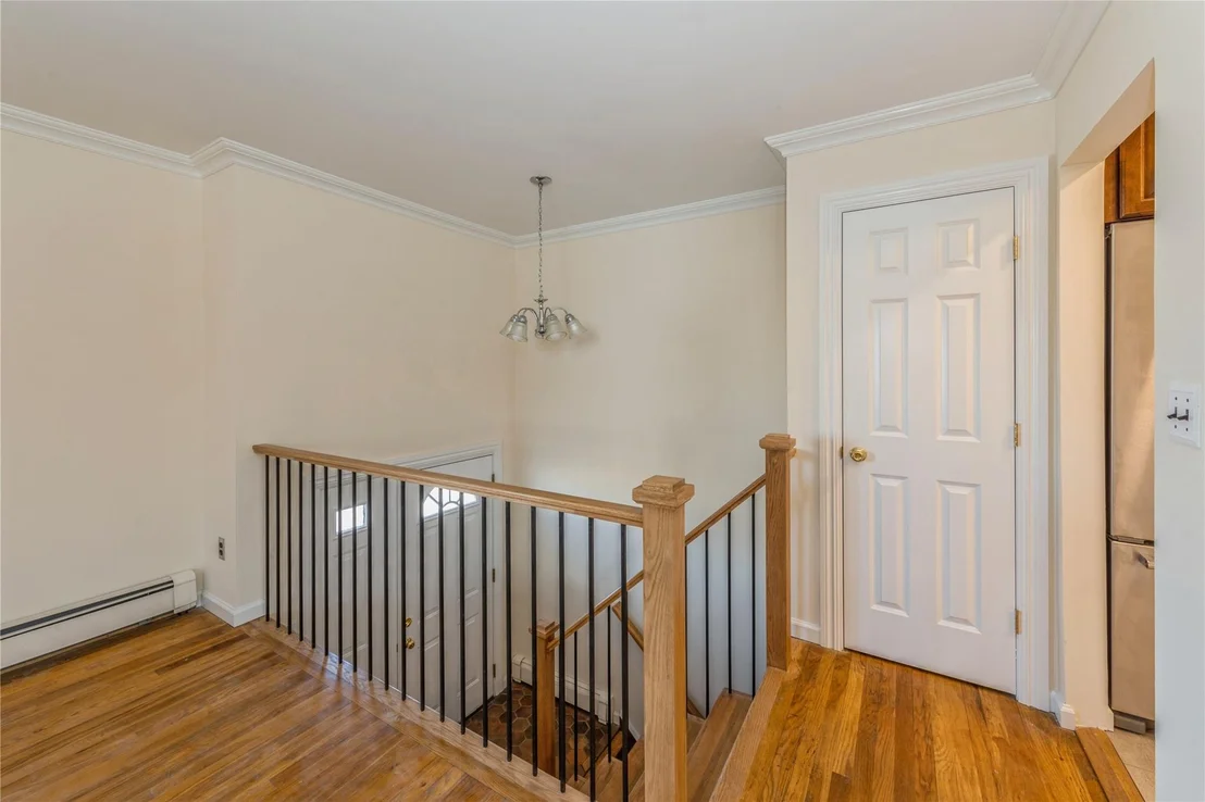 Photo of 60 Nottingham Avenue