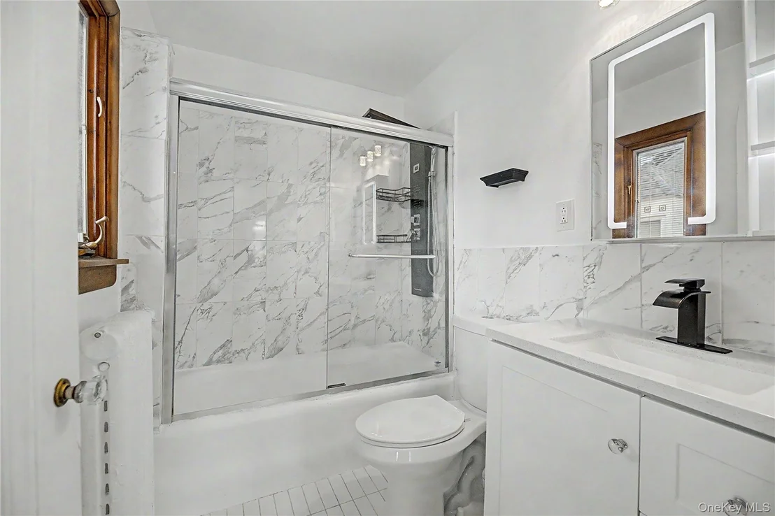 Photo of 25 Longmeadow Road