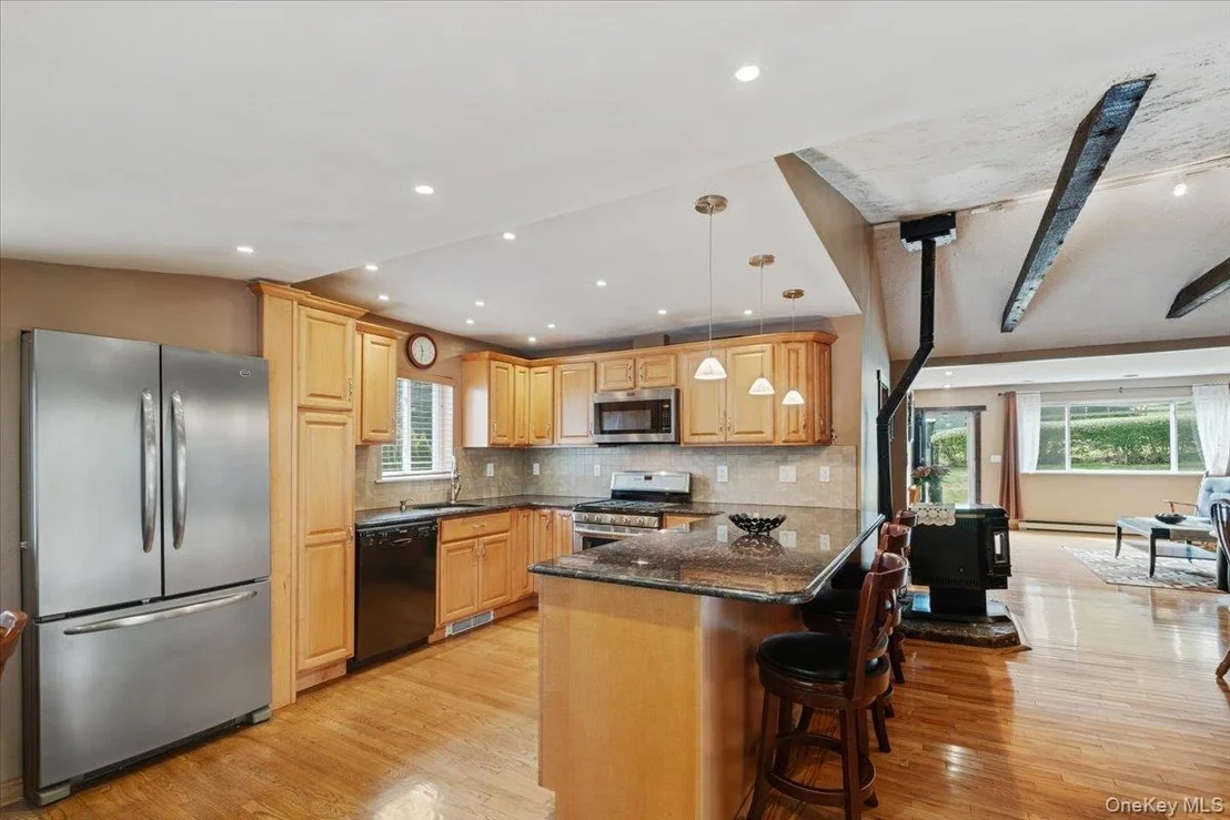 Photo of 333 Rockledge Road