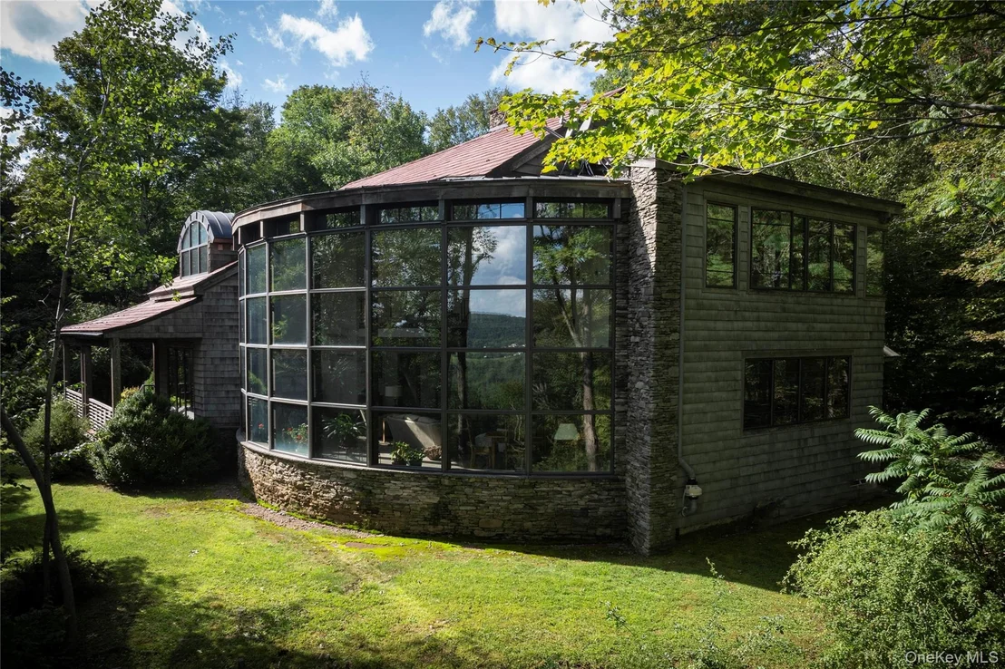Photo of 150 Bethlehem Road
