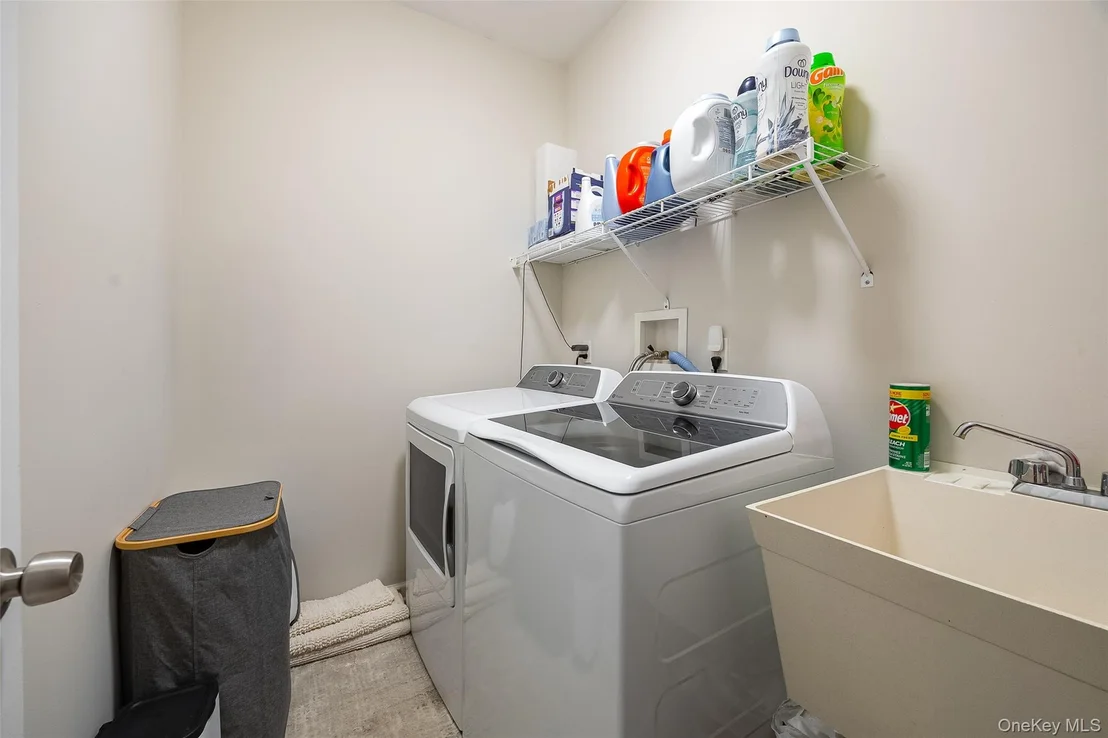 Photo of 319 Honness Road