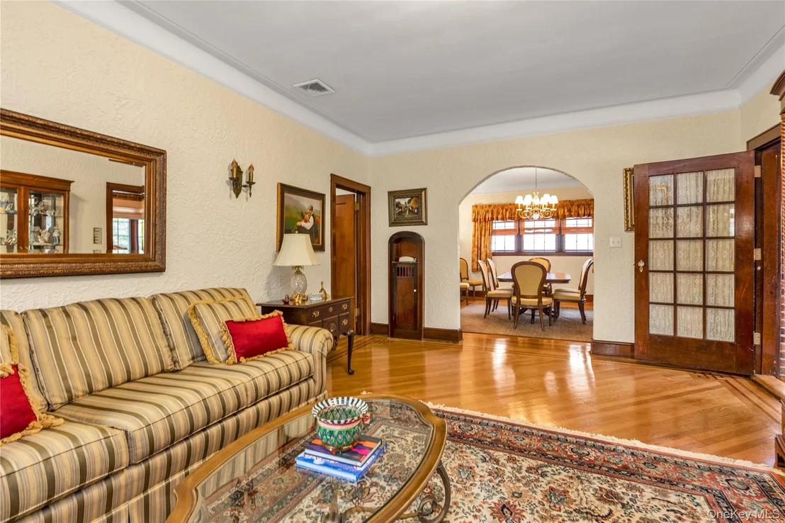 Photo of 40 Harding Avenue