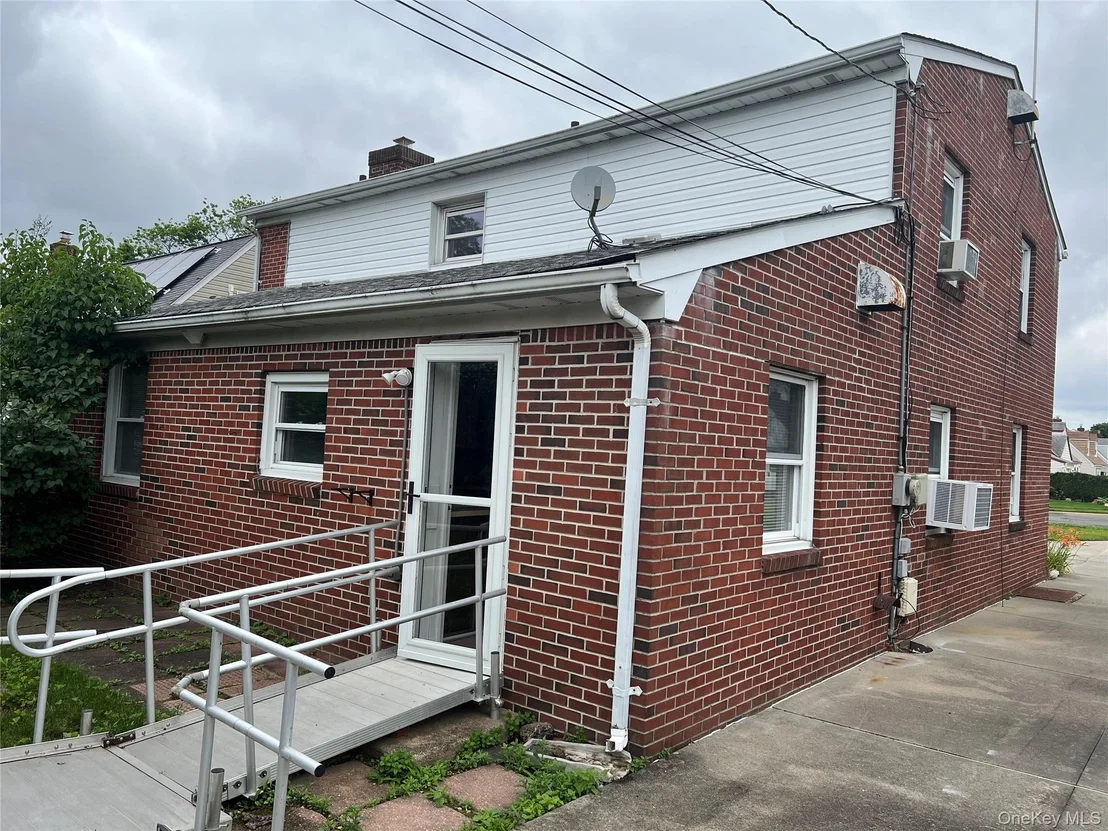 Photo of 8 Gables Road